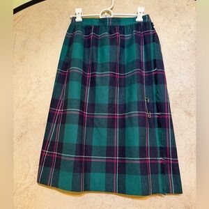Elegant Plaid A-Line Skirt in Green and Blue